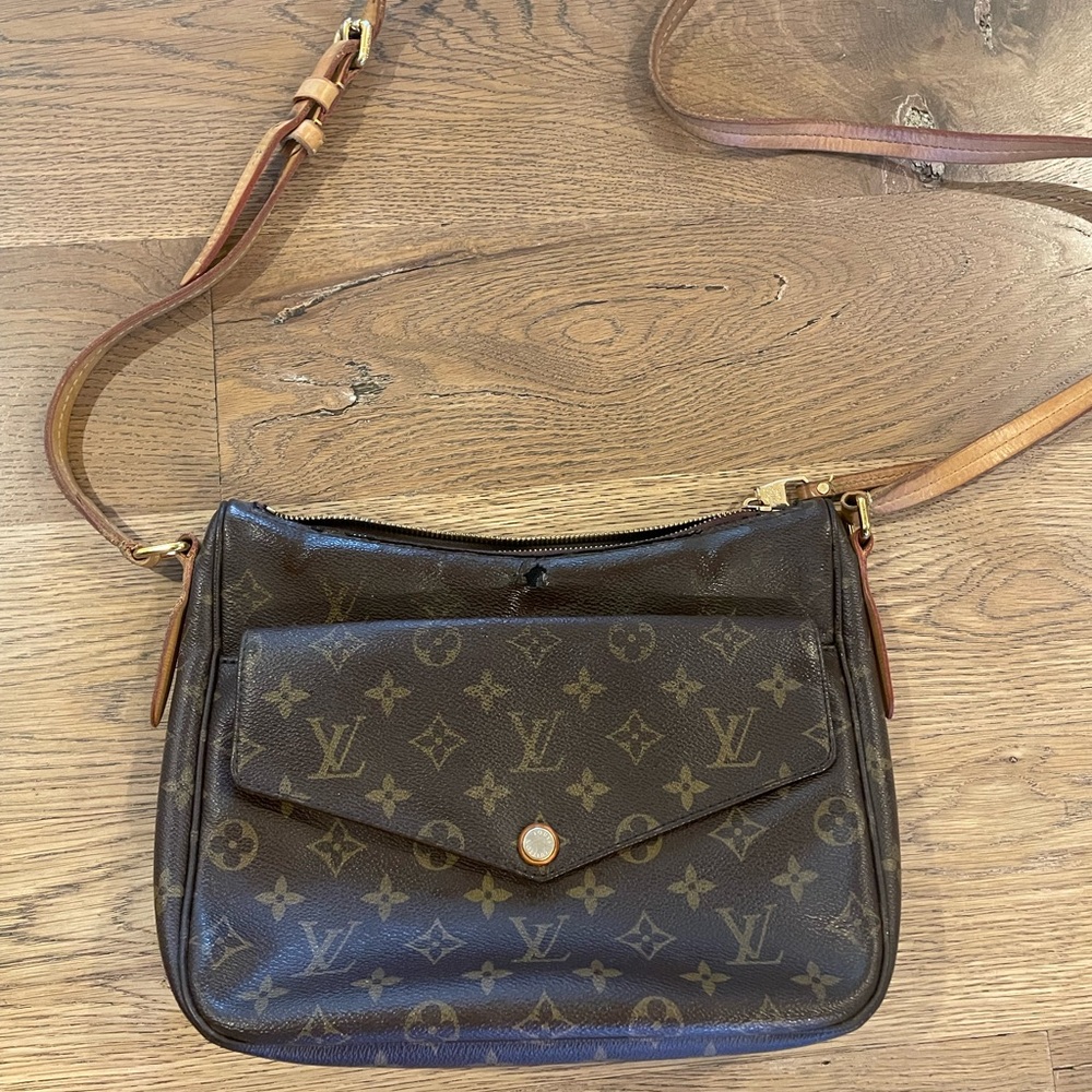 Louis Vuitton monogram Mabillon crossbody purse